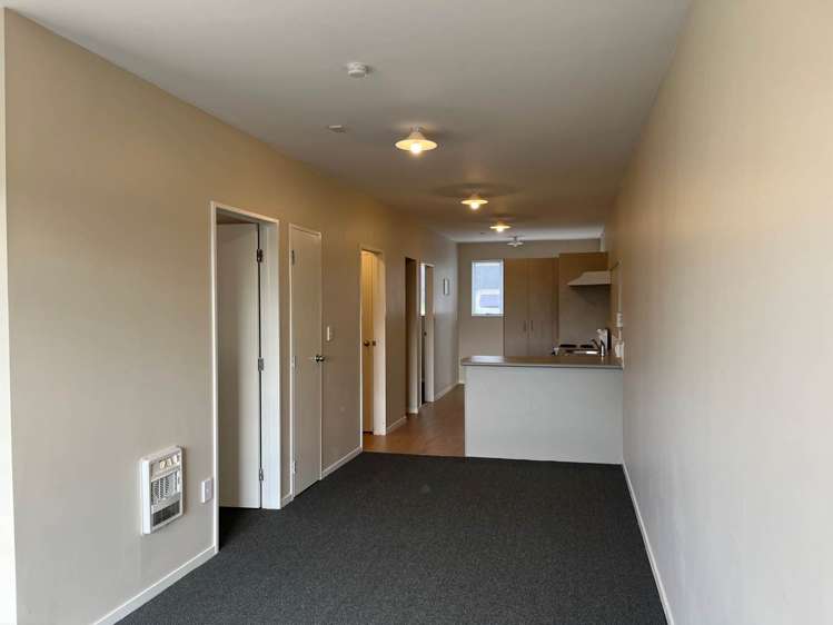 11/242 Great North Road Henderson_5