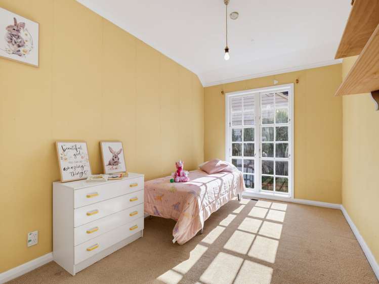 59 Weston Avenue Roslyn_25