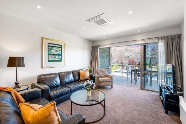 103/5 Lakeside Road Wanaka_4