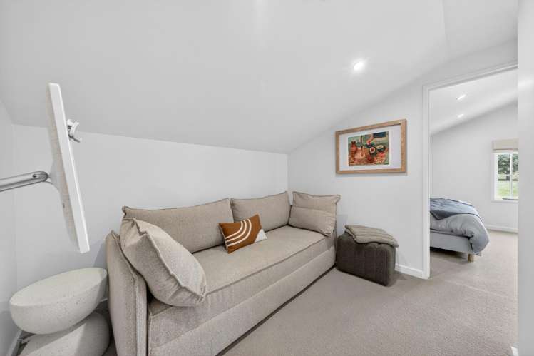 51 Southdown Drive 11146_13