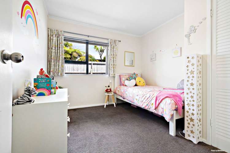 17 Koromiko Street New Lynn_8