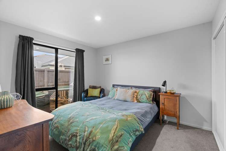 44 Candlesticks Crescent Lincoln_14