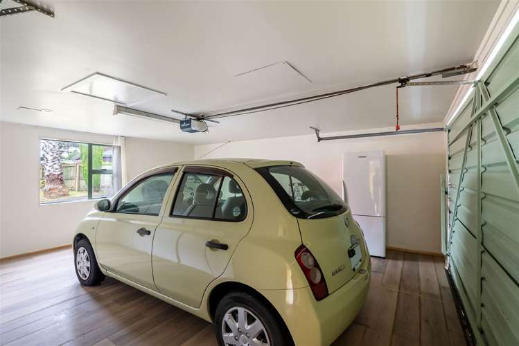 13 Redfern Lane Glenfield_22