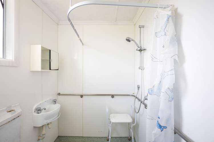 30 Leslie Street Waitara_8