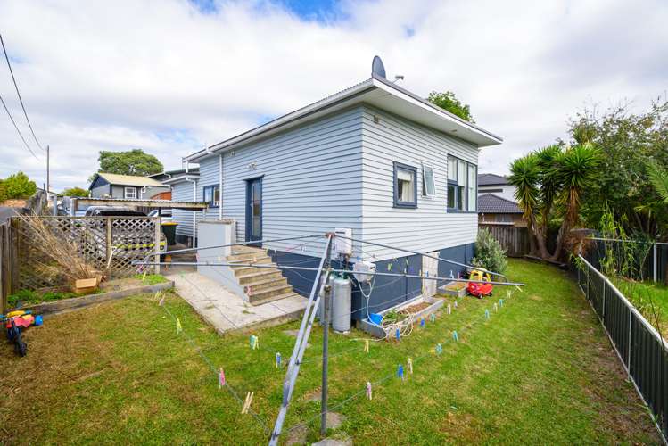 2/275 Great North Road Henderson_19