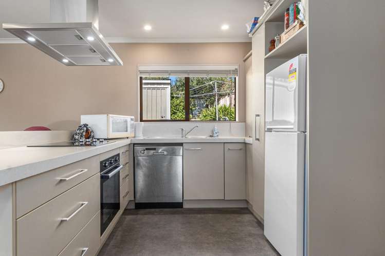 1 Lochinvar Place Hairini_14