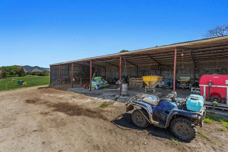 14,92,102 Dickinson Road Waiotahe_10