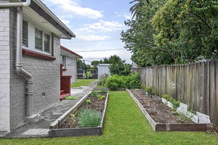 1/75 Russell Road Manurewa_13