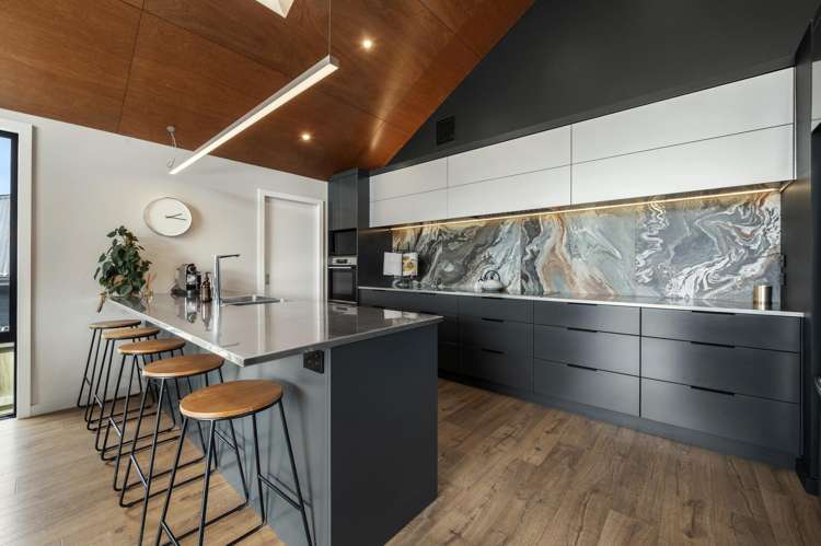 16 Sloane Avenue Tihiotonga_7