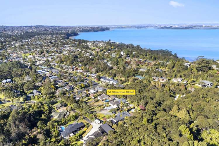 54 Staincross Street Green Bay_27