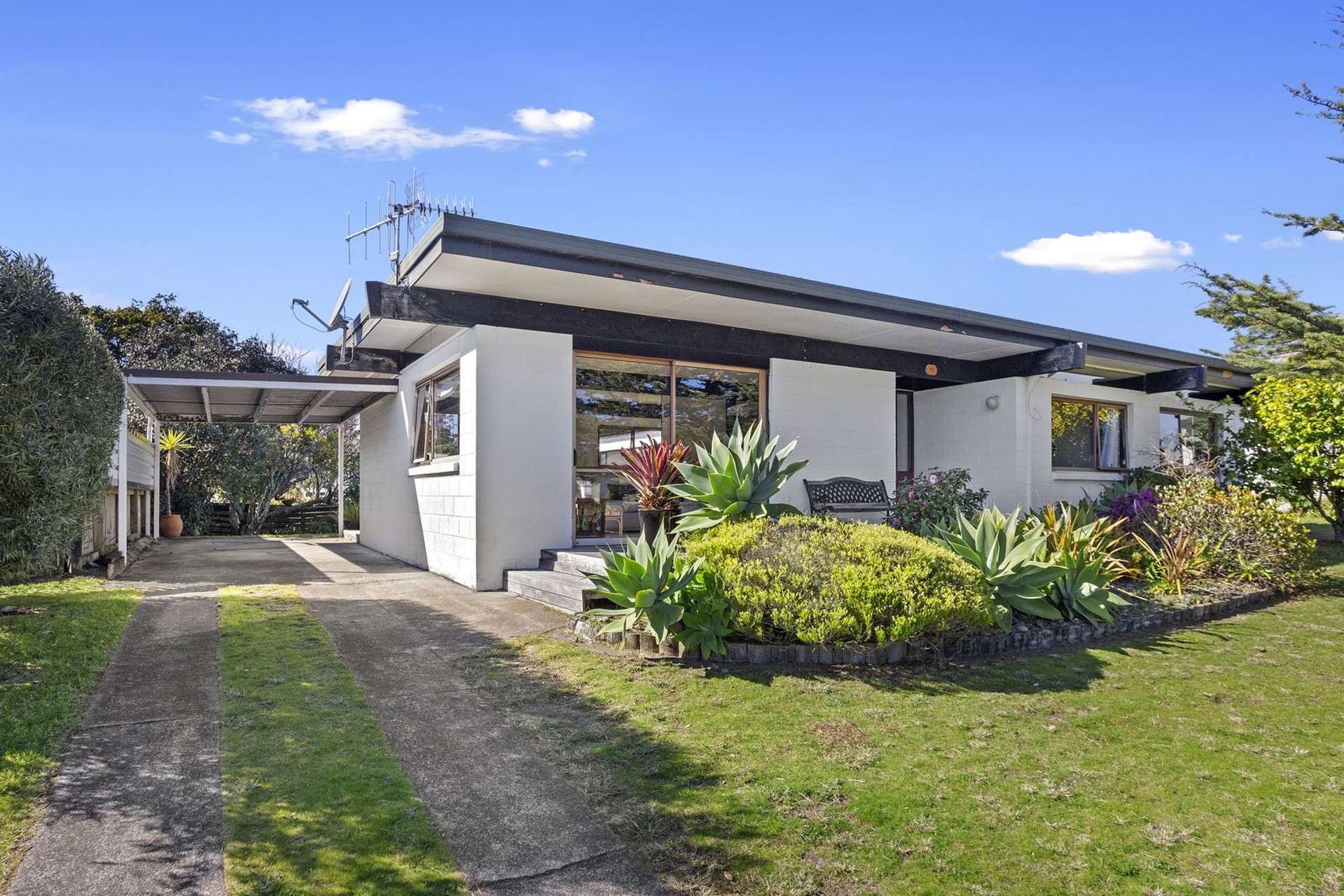 19 Dunlop Drive Pauanui_0