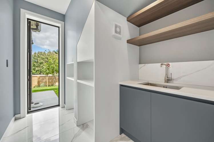 2 Taku Close Long Bay_24