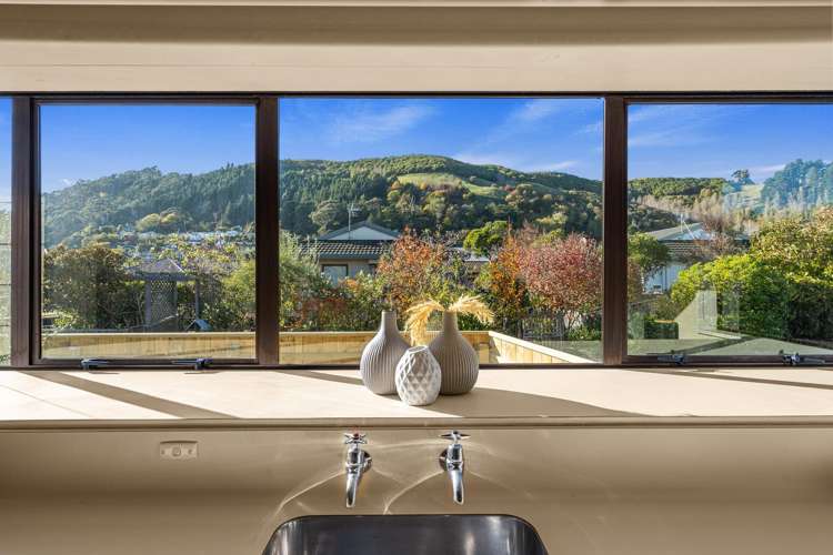 2 Brydon Way The Wood_7
