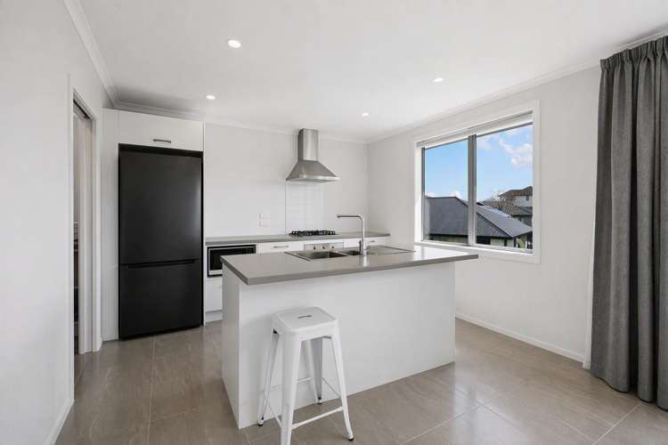 82 Sylvester Crescent Flagstaff_2