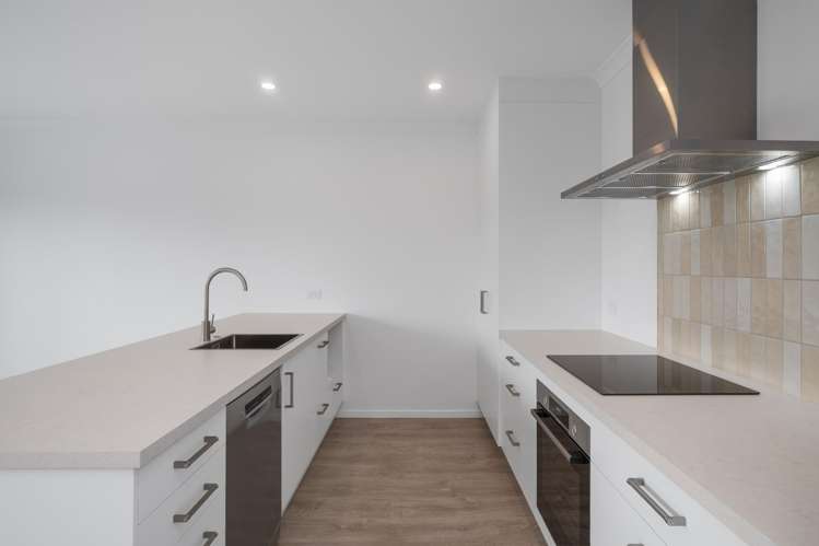 11 Constellation Way_5
