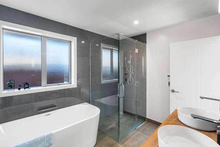 9 Halpin Drive Lincoln_13