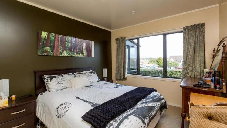 81 Oranga Street Westown_6