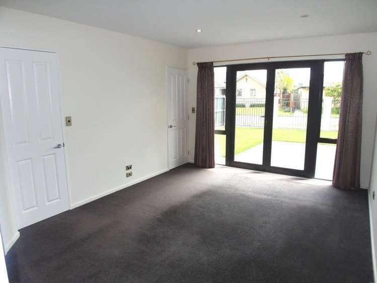 12 Len Hale Place Parklands_16