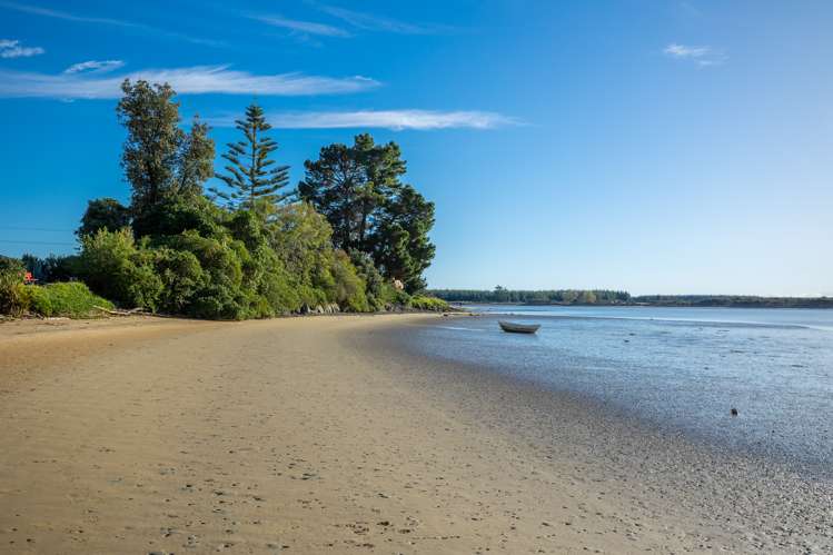 127 Barnett Avenue Nelson Bays Coastal_14