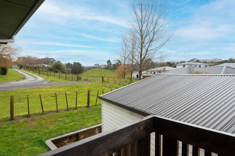 6 Poplar Grove Feilding_1