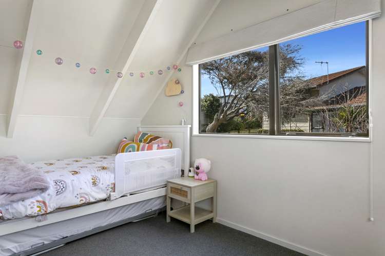 12 Holland Grove Richmond Heights_26