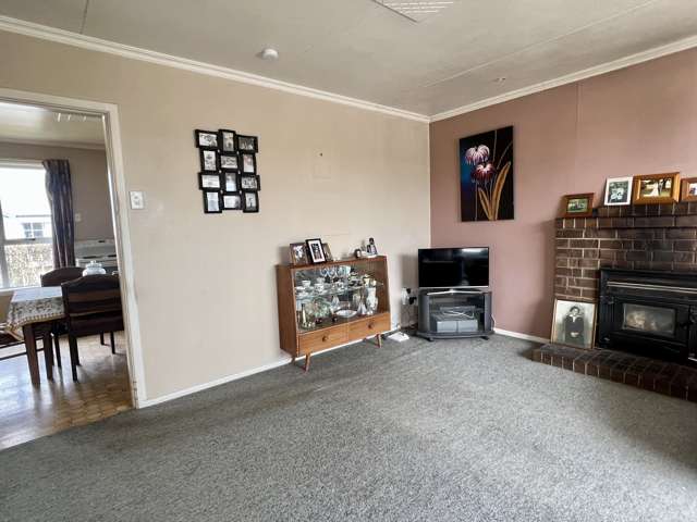 52 Paterson Street Grasmere_3