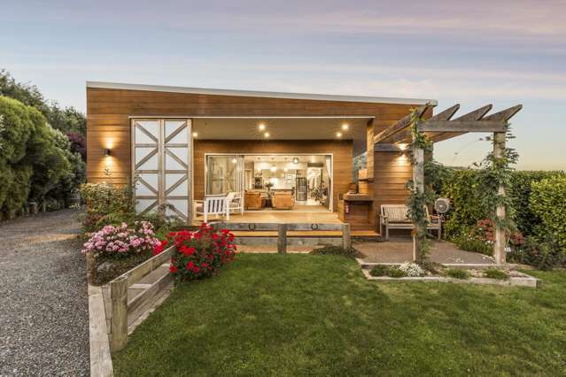 Elevated Views and Lifestyle : Live The Good Life!