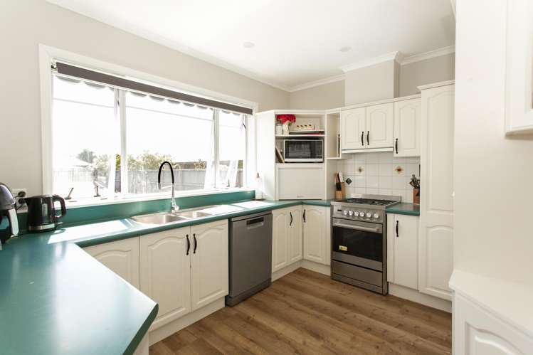 11 Walshs Road Allenton_1