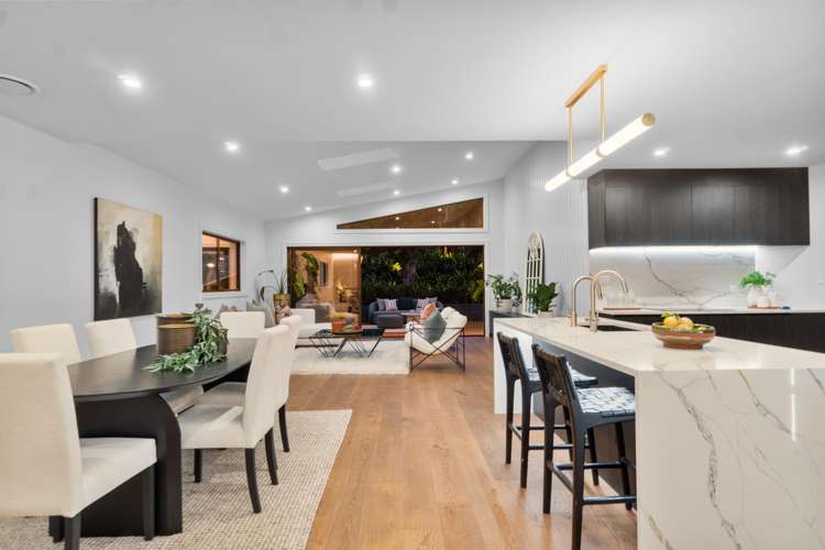 2/21 Eastcliffe Road_5
