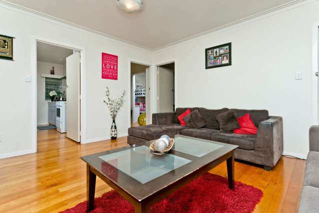 2/159 Coronation Road Hillcrest_3