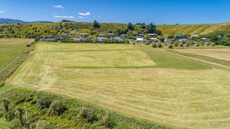 97 Lake Ferry Road Lake Ferry_10