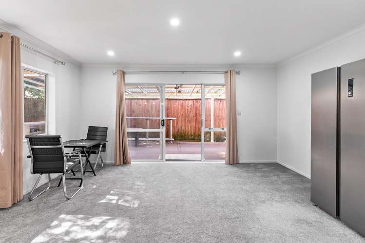 25 Speyside Crescent Flat Bush_6