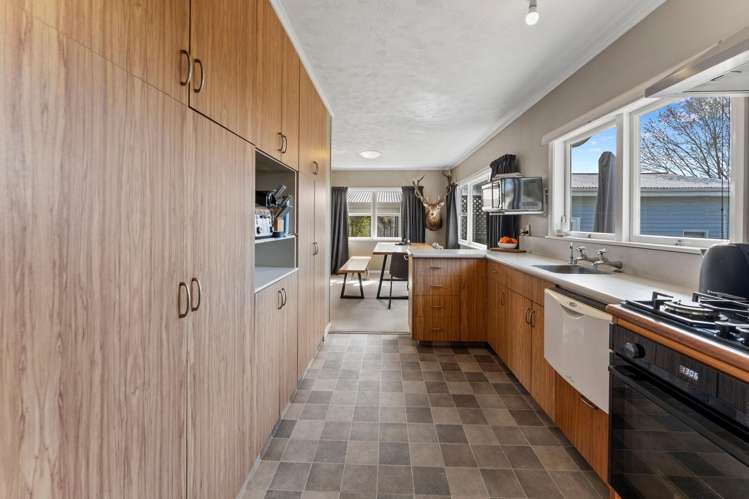 2 Martin Avenue Wakefield_9