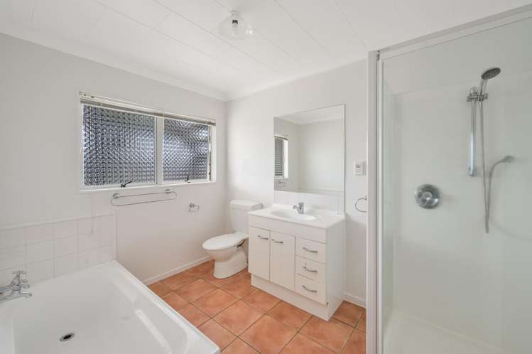 35 Awatoto Road Meeanee_13