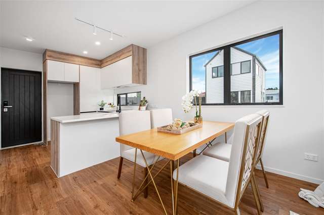 3/69 Wharf Road Te Atatu Peninsula_2