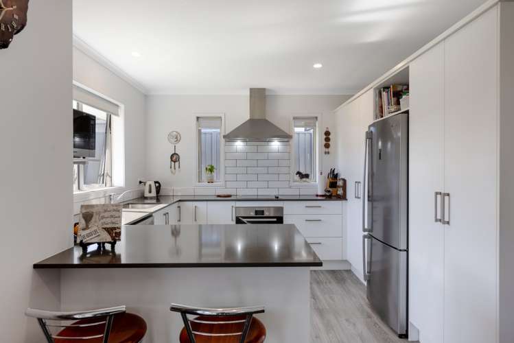 6 Turnbridge Street Pyes Pa_5