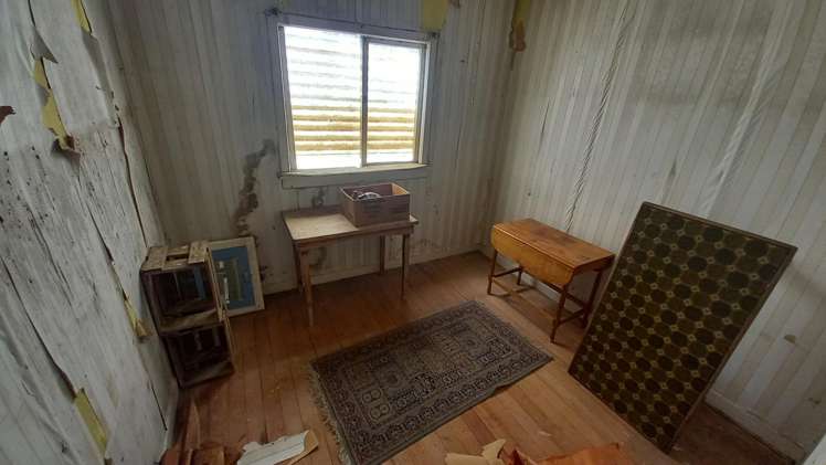 112 Grove Burn Road Tuatapere_5