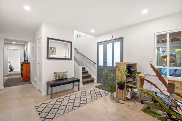 2 Lyons Avenue Murrays Bay_1