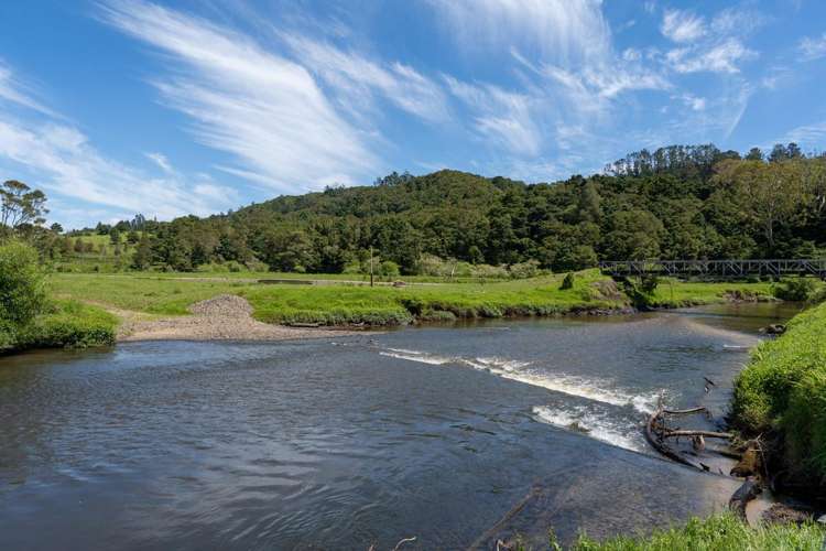 22 Bristow Road Kawakawa_3