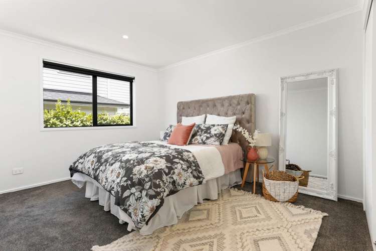 8 Ian Gordon Lane Orewa_11