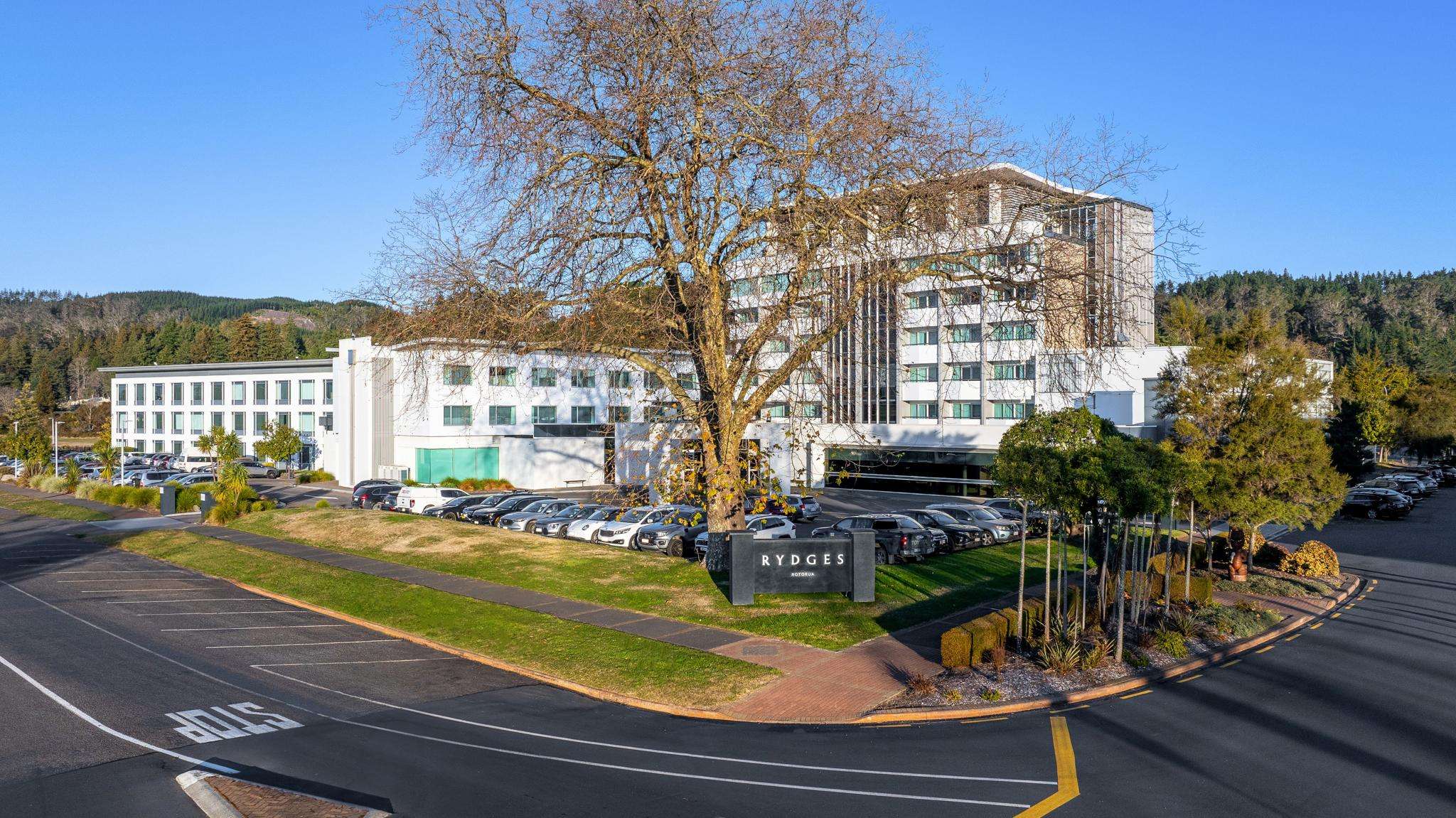 Rydges Rotorua hotel on the market
