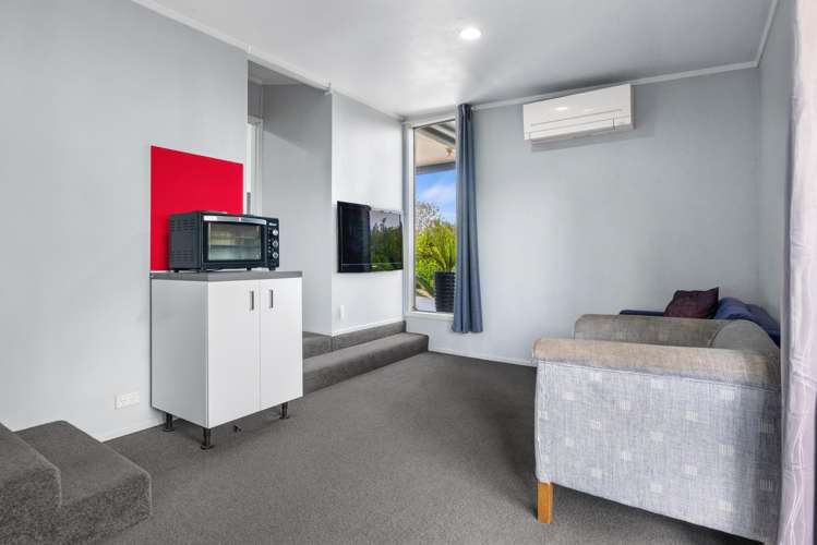 111 Windermere Drive Poike_11