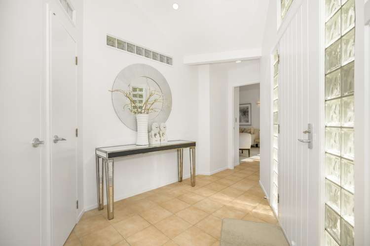 245b Hill Road The Gardens_22