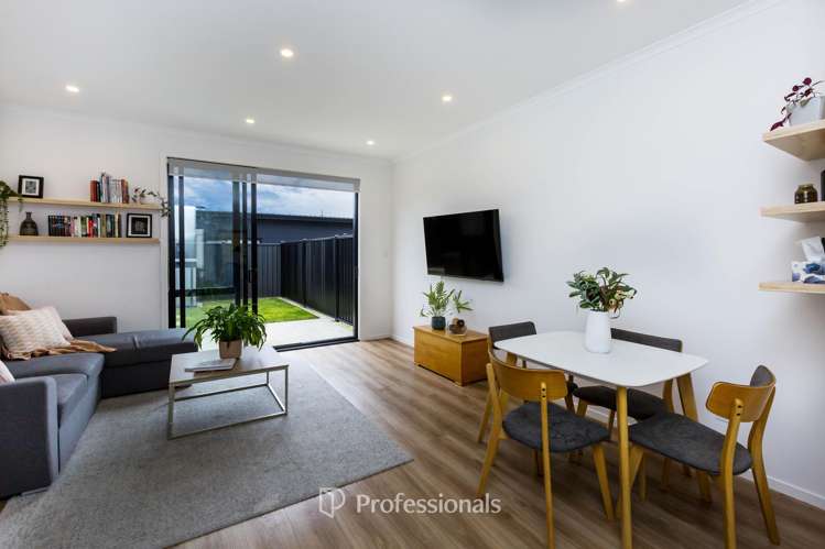 8 Cynisca Crescent_2
