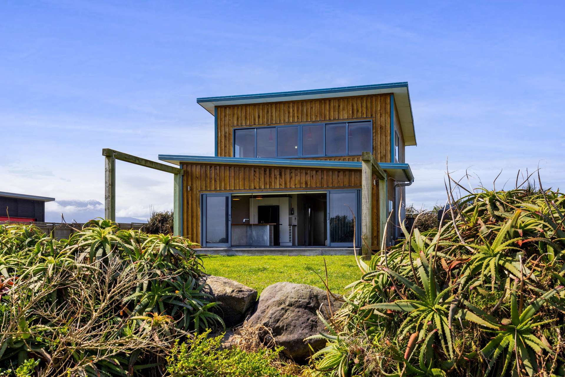 299 Tai Road Opunake_0