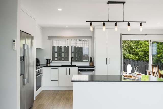 22 Whangaparaoa Road Red Beach_4