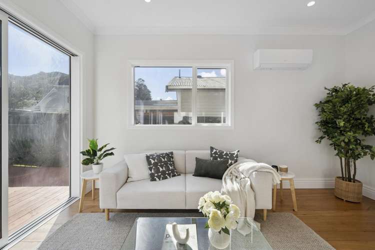 68 Derwent Street Island Bay_10