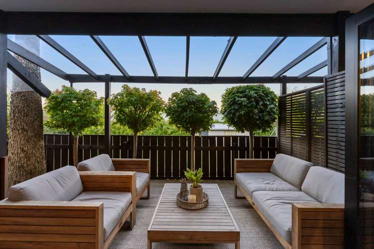 2/227 Meola Road Point Chevalier_16