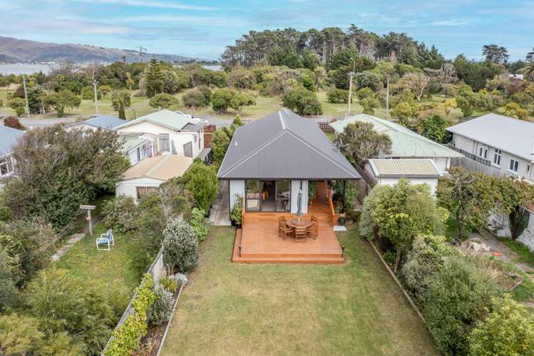 357 Estuary Road South New Brighton_19