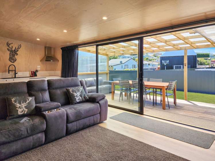 4 Walker Street Riverton_12